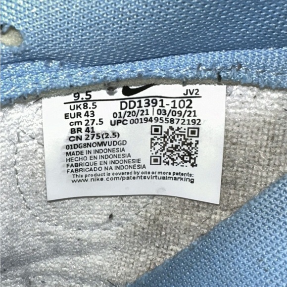 Nike Dunk Low UNC - Picture 2 of 7